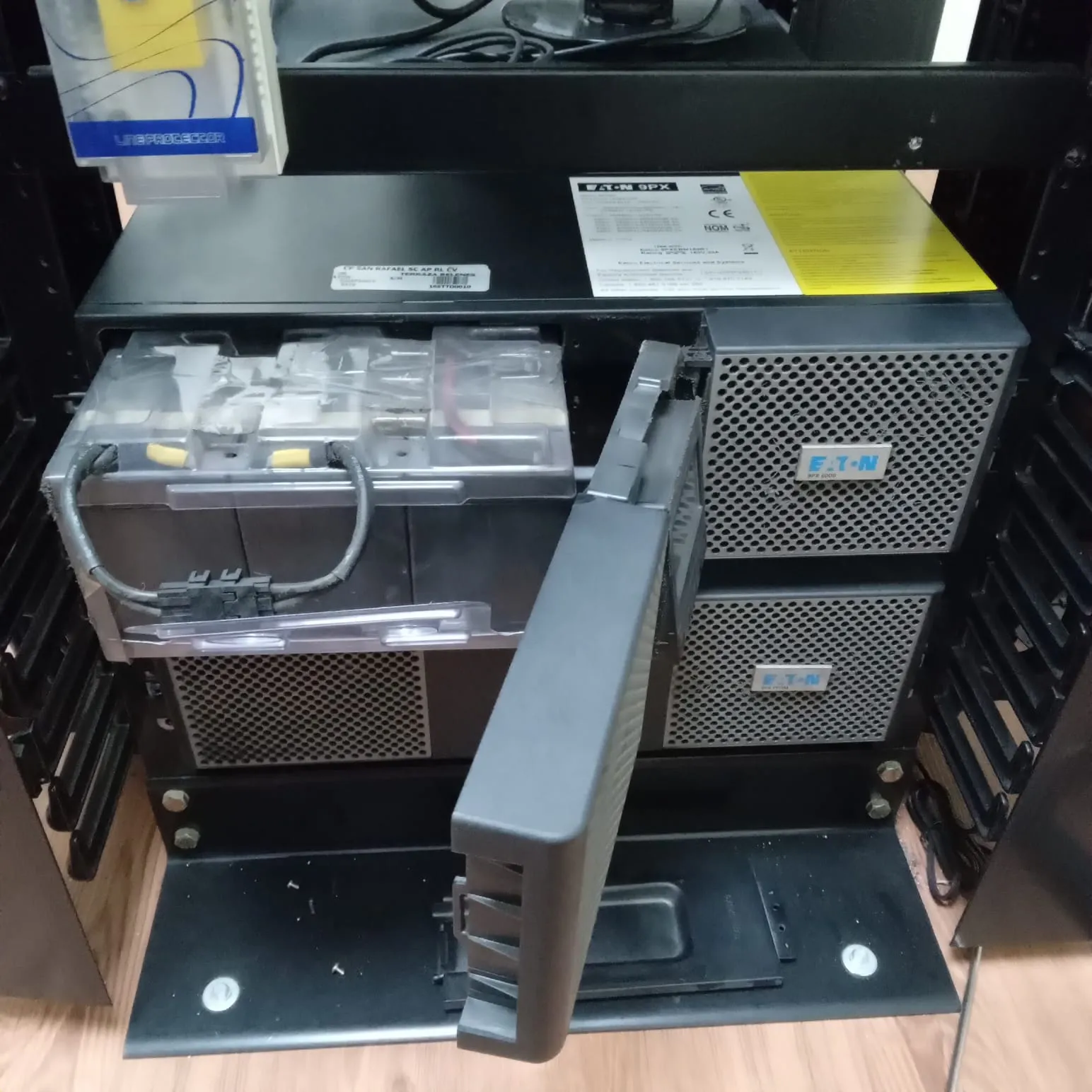 UPS 67